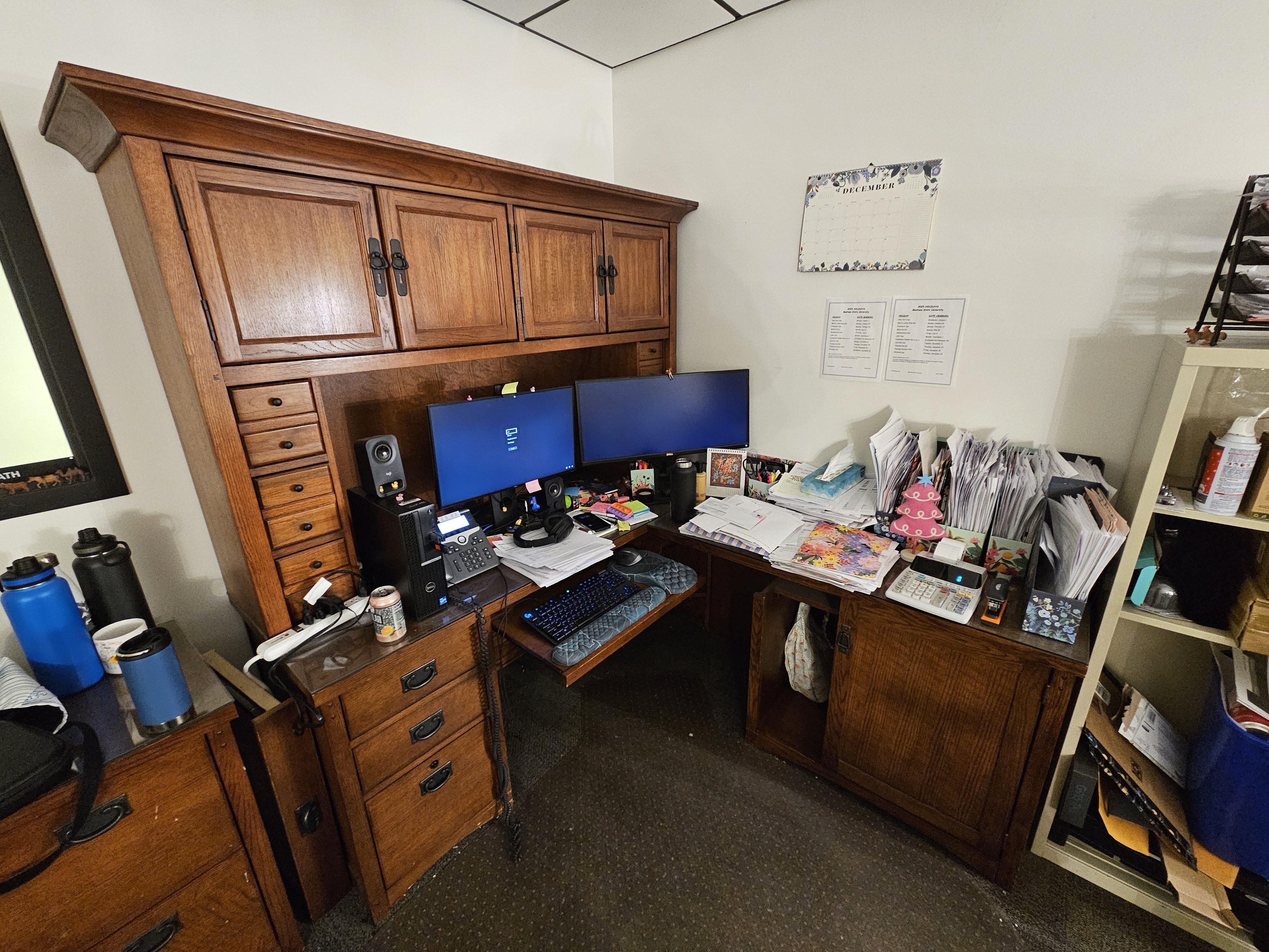 Extral large wooden L-shaped desk with hutch