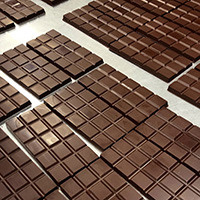 molding chocolate bars