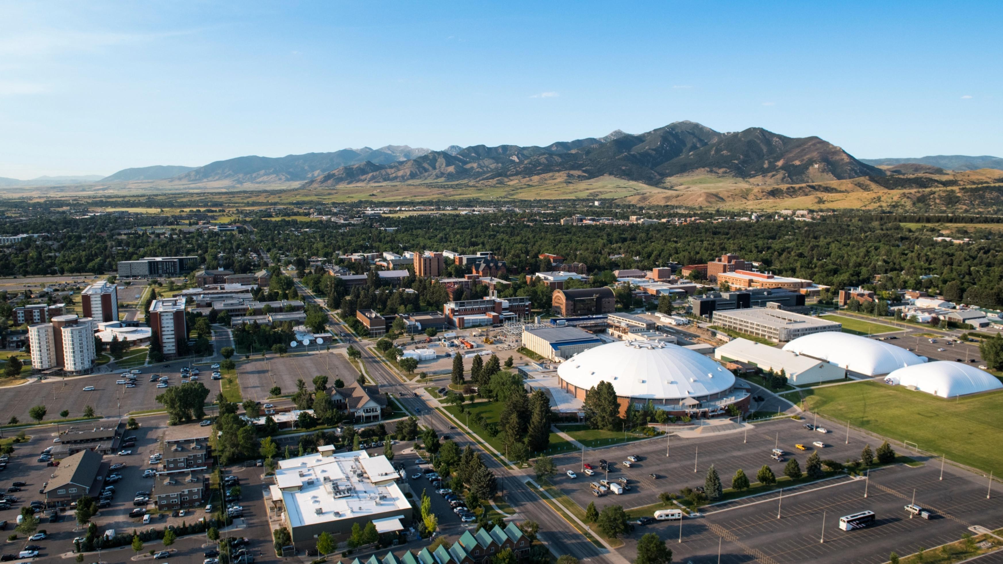 Image of campus taken from drone.
3490x1963