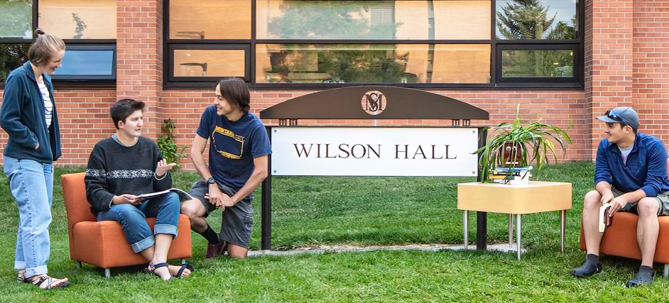 Students in front of Wilson Hall