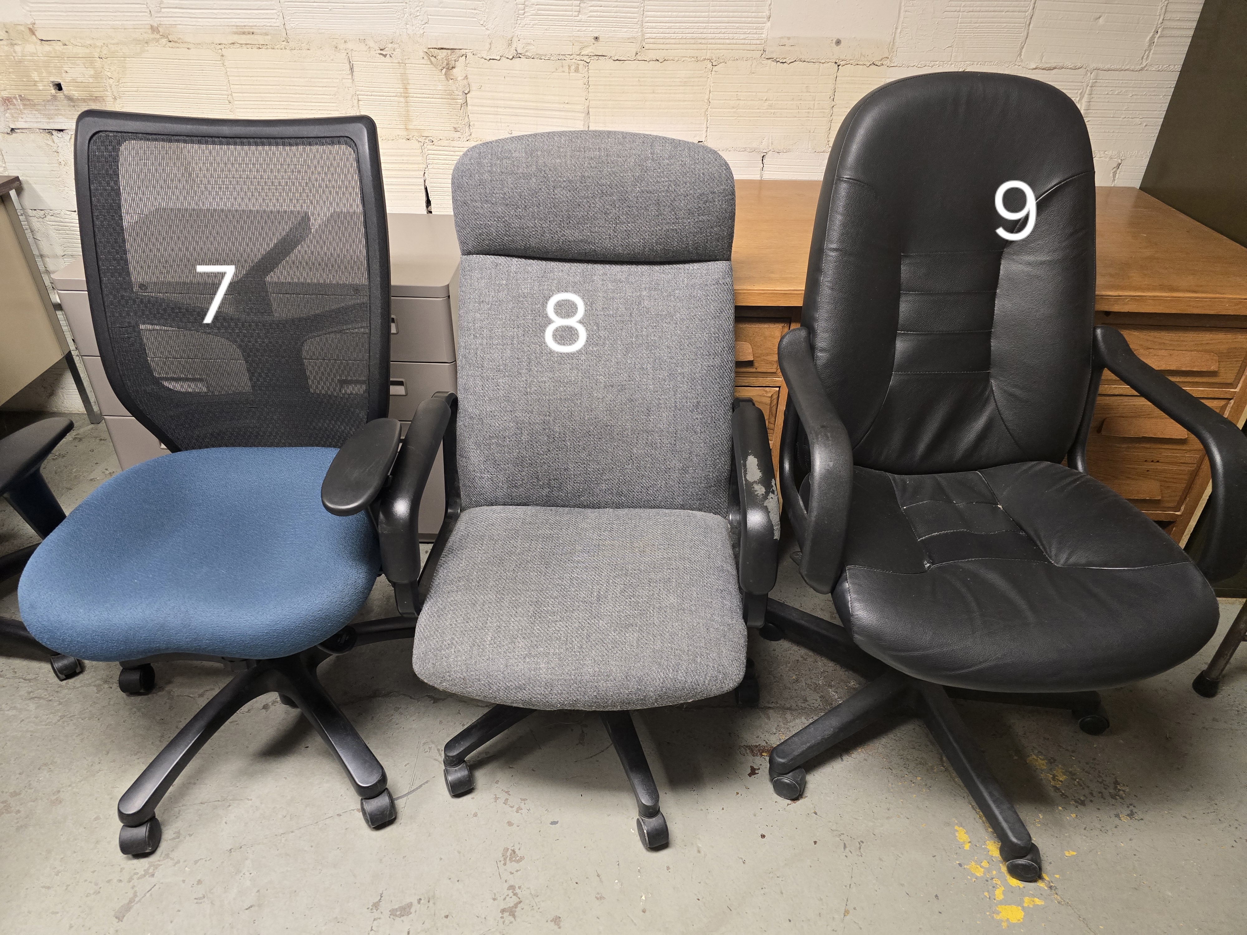 office chairs with wheels